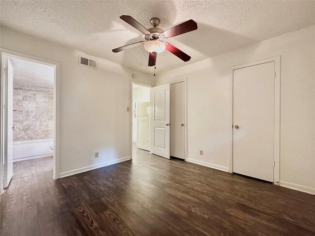 Photo - 2808 Whitis Ave Unit C106