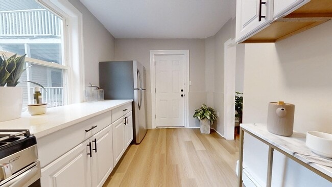 Photo - 227 R Western Ave