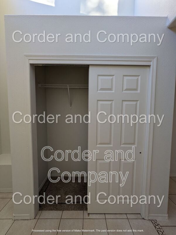 Photo - 11243 Campo Del Oso Ave NE