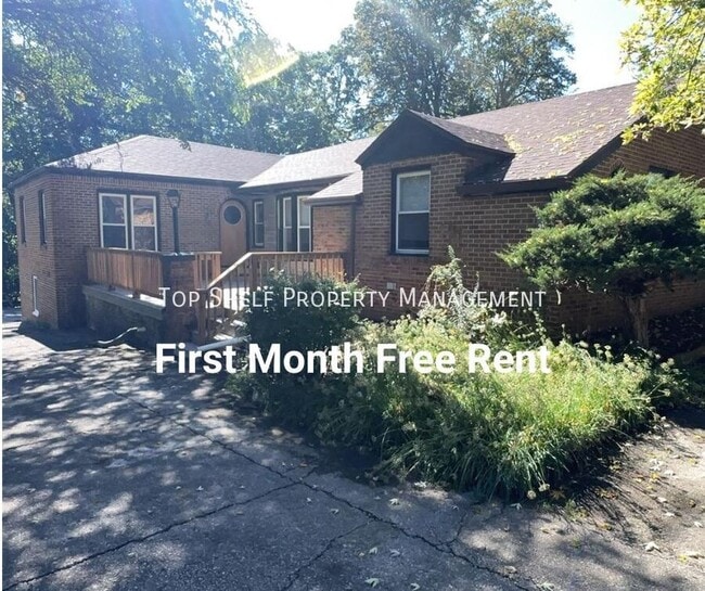 Building Photo - 3816 Clinton Ave