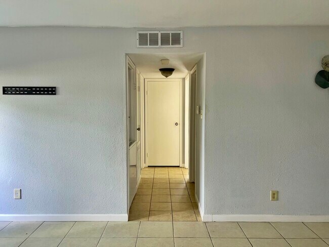Photo - 12500 Sandpiper Dr