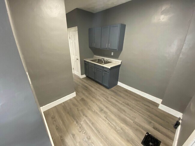 Photo - 314-316 Lorenz Ave Unit 316