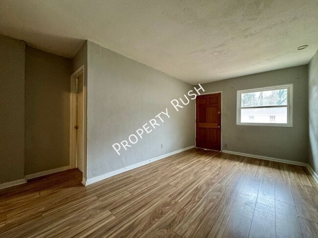 Photo - 708 W 47th St Unit A