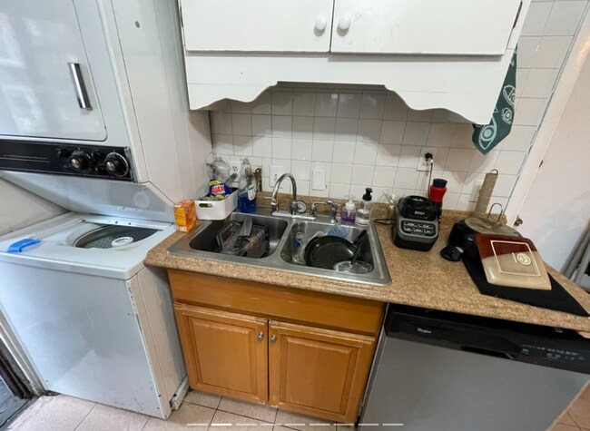 Photo - 46 Park Vale Ave