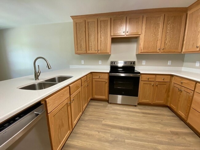 Photo - 1961 Glen Manor Ct