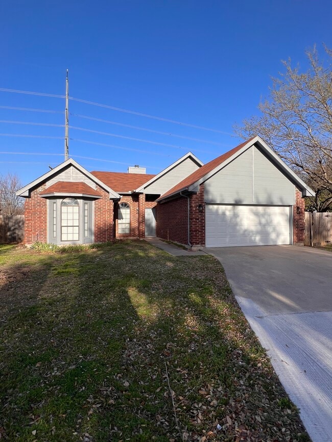 Photo - 808 Xavier Dr