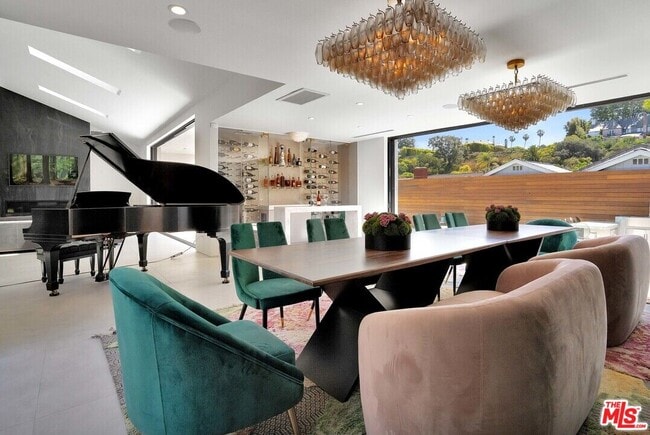 Photo - 1368 Beckwith Ave