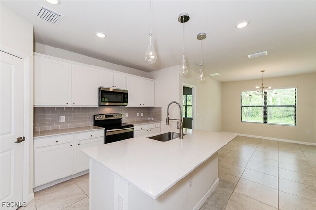 Photo - 10820 Firebush Cir