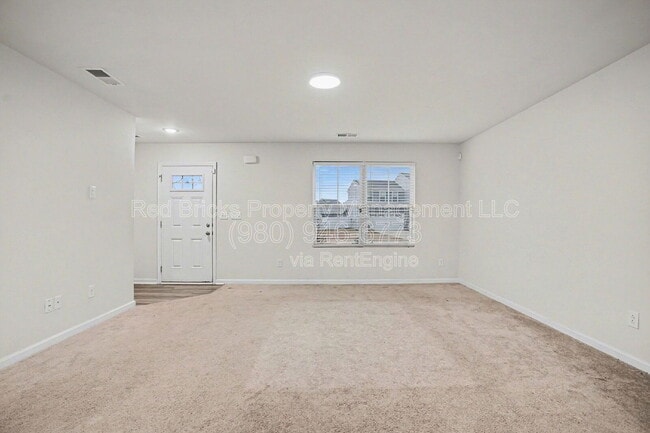 Photo - 5803 Camp Ct