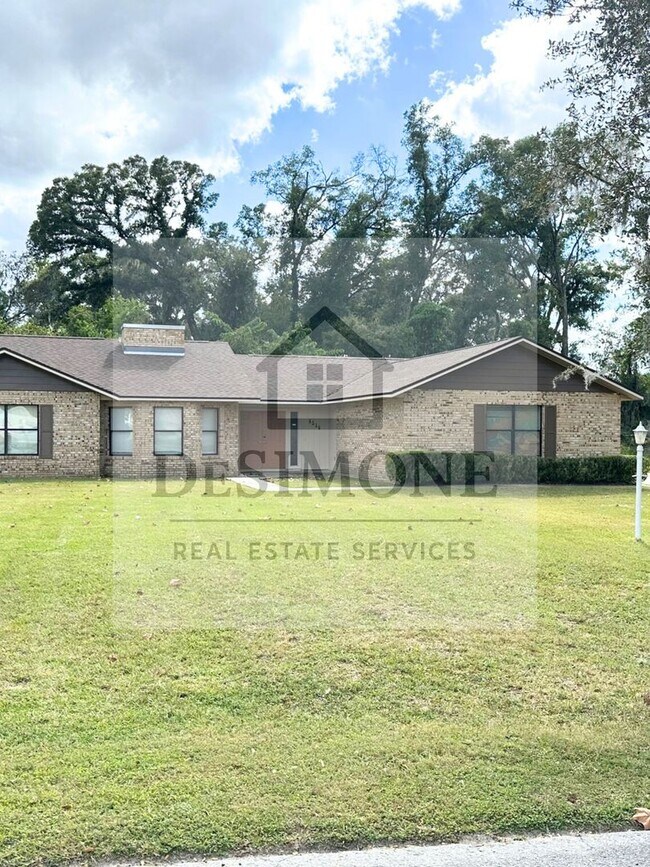 Building Photo - Mostly Furnished 3BR, 2BA House SW Ocala