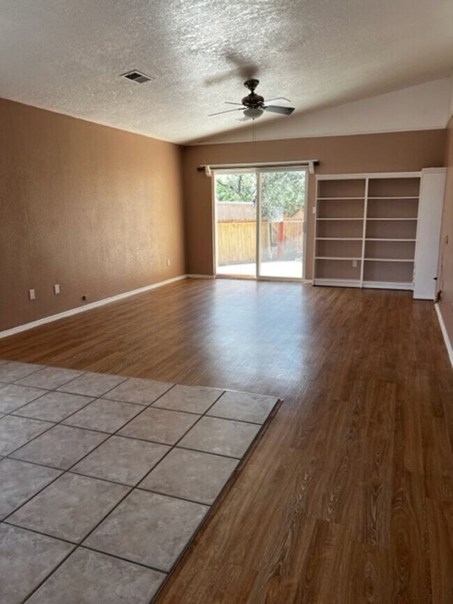 Photo - 3 Bedroom Home Near Unser and McMahon