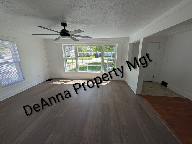 Photo - Remodeled 2 -3 bedroom home Elyria