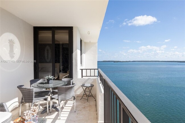 Building Photo - 520 Brickell Key Dr Unit A1207