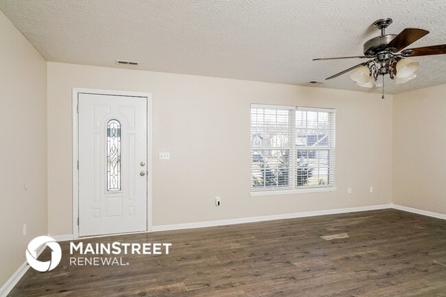 Photo - 375 Clover Cove Dr