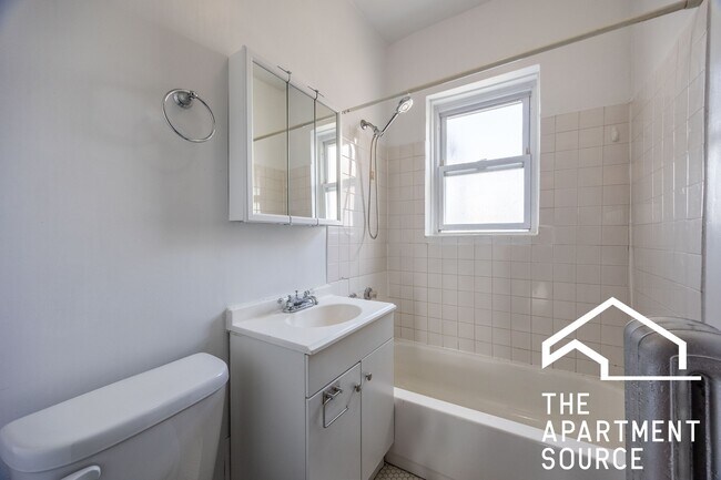 Photo - 4318 N Spaulding Ave Unit 3