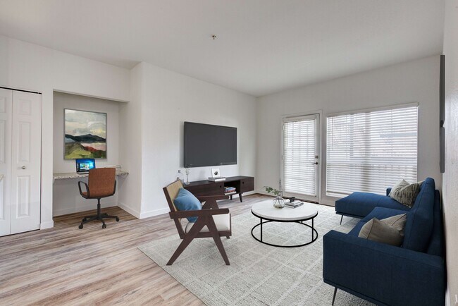 Photo - Cortland Rockrimmon