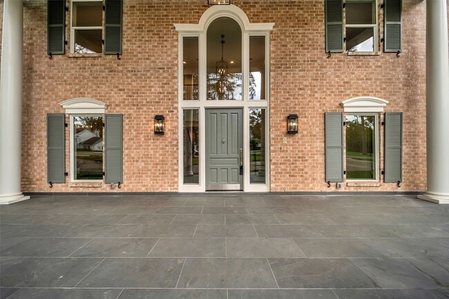 Photo - 11314 Williamsburg Dr