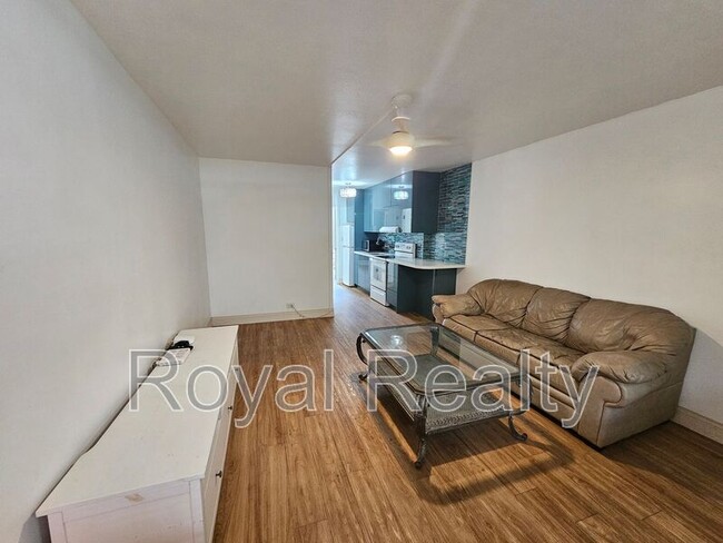 Photo - 425 Ena Rd Unit #201A