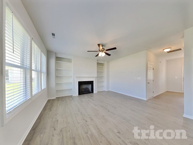 Photo - 258 Sturgeon St