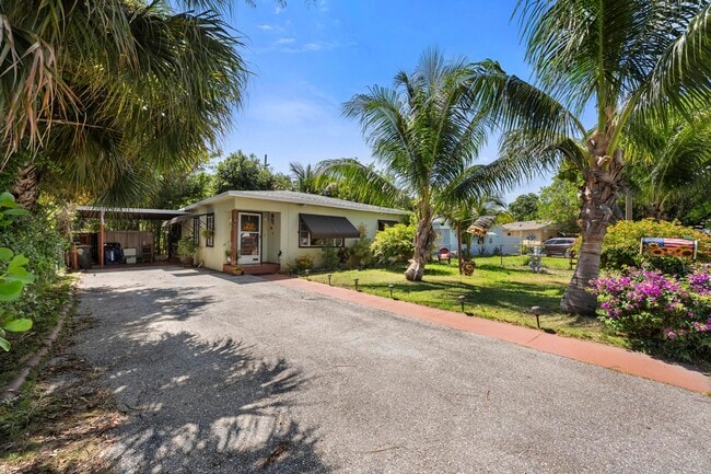 Photo - 3032 Stanford Rd