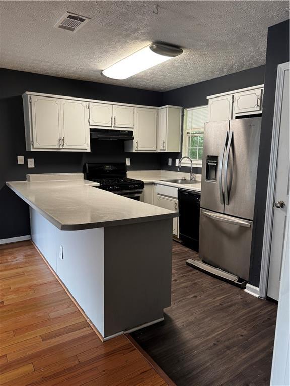 2023 Sitser Ln