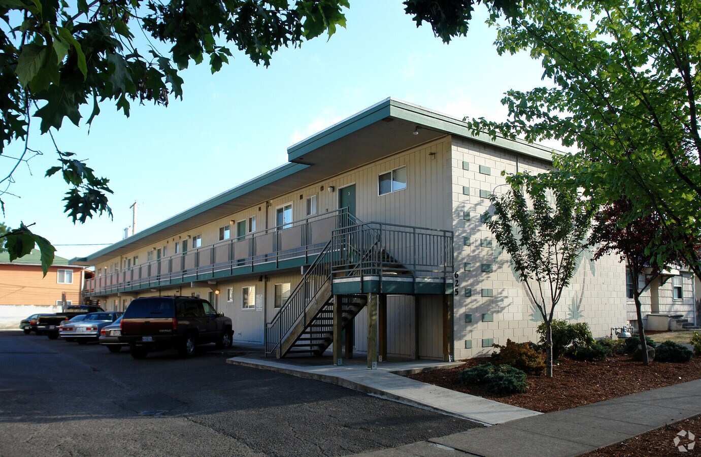 Royal Terrace - Royal Terrace Apartments