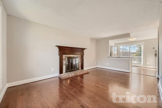 Photo - 7 Randolph Springs Ct