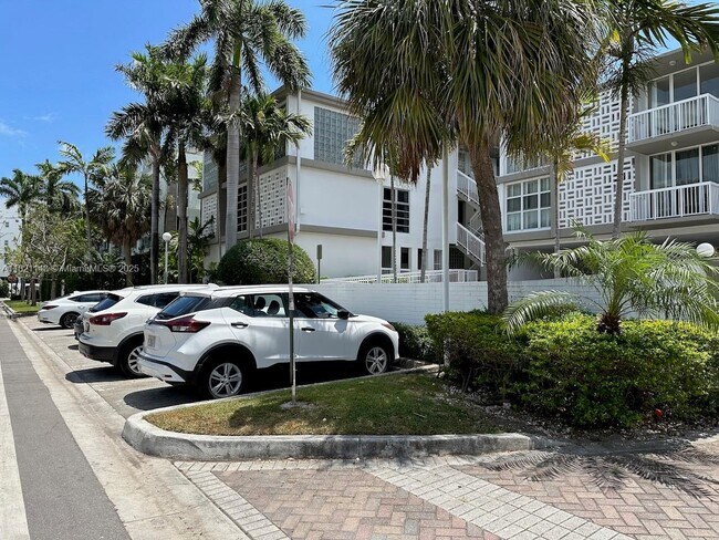 Photo - 1080 99th St Unidad 332