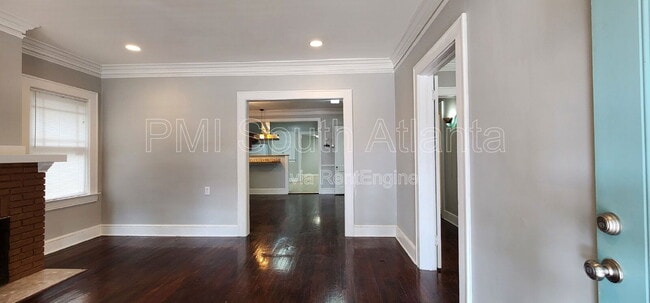 Photo - 3411 N Fulton Ave