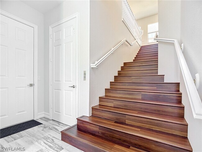 Photo - 4752 Stratford Ct Unidad 1404