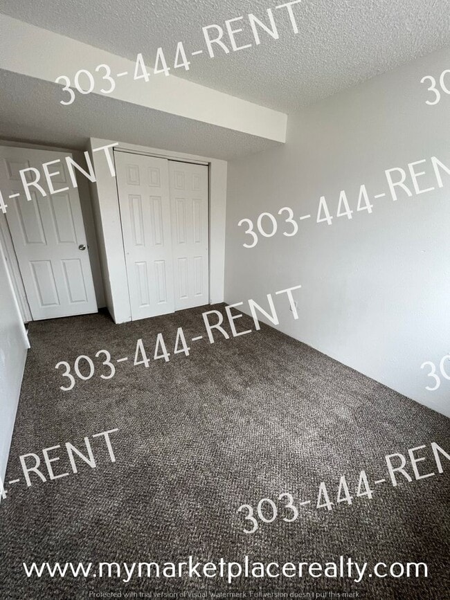 Photo - 3 Bedroom 2 Bath Bi-Level Home!