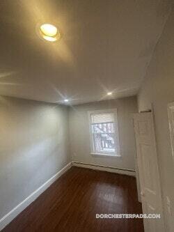 Photo - 44 Fenton St Unit 1