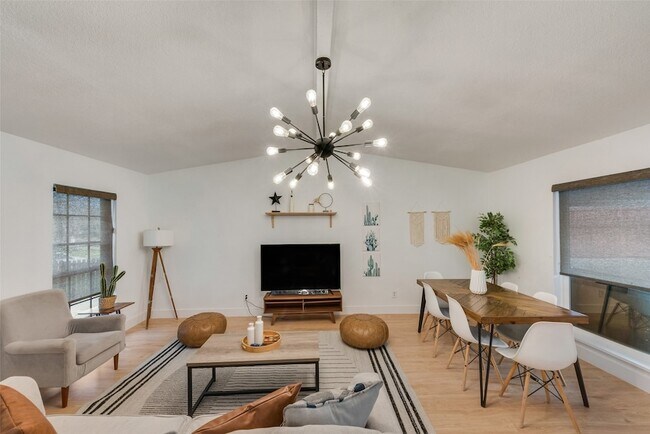 Photo - 9230 Millwood Dr