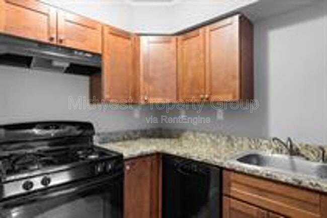 Building Photo - 2507 S Big Bend Blvd Unit Apt 11