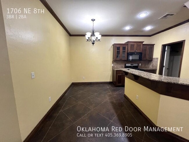 Photo - 1706 NE 8th-