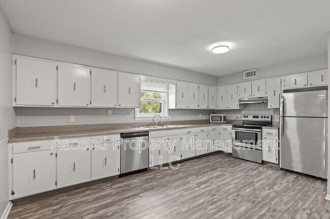 Photo - 1803 Bailey Ave Unit B