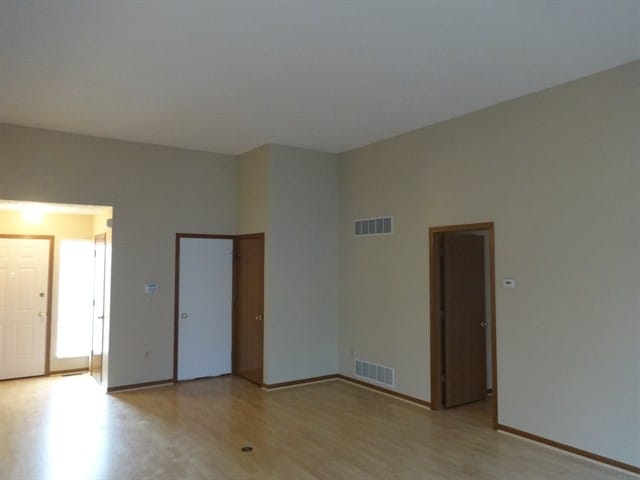 Photo - 5104 Hilliard Green Dr