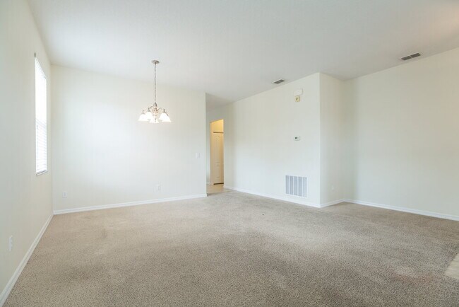 Photo - 157 Adoncia Way