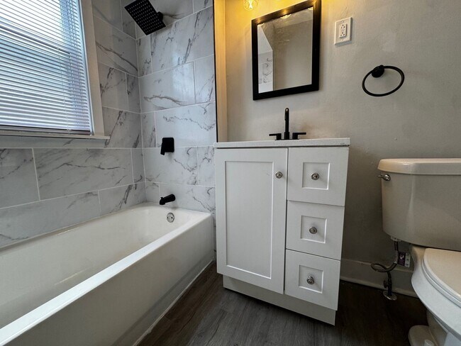 Photo - 386 E 152nd St Unit 386 E 152 ST -   Down