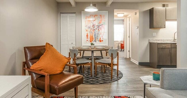 The Reserve at 77 Apartment Homes