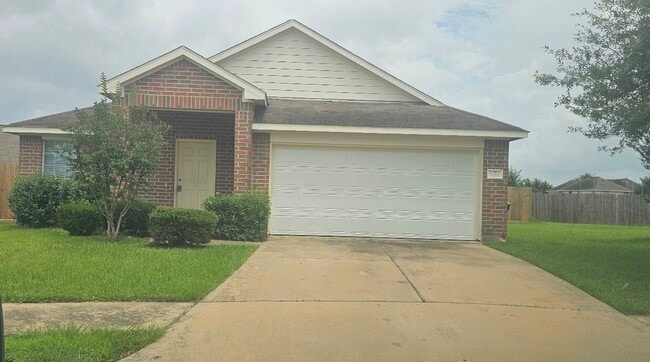 Building Photo - 7111 Brody Ln
