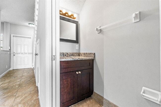 Photo - 4990 Palmbrooke Cir