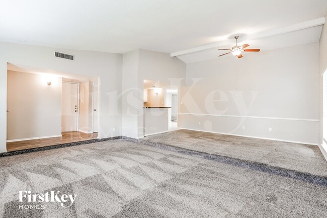 Photo - 16939 Macleish Dr