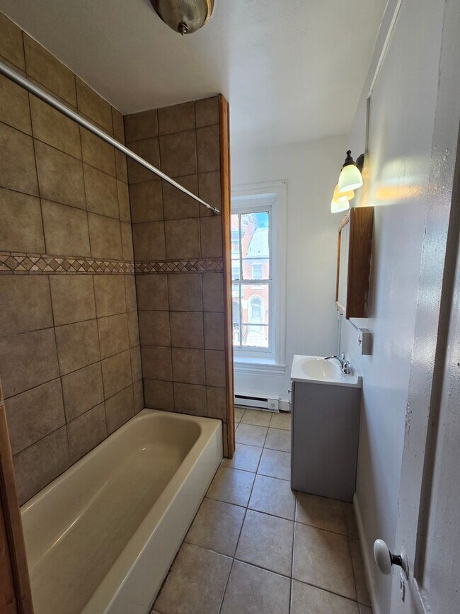 316 N Eighth St Unit 2