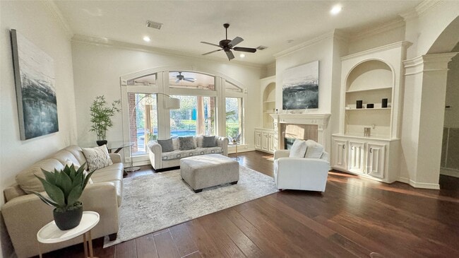 Photo - 15216 Saddlewood Dr