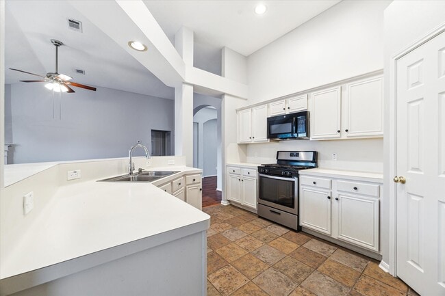Photo - 16814 Dunbar Grove Ct