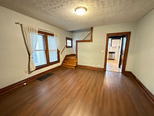 Photo - E Tompkins Ave 178-180 JLS Unit 178