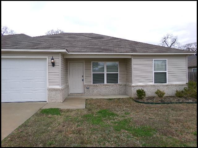 Photo - 10 Wisteria Dr