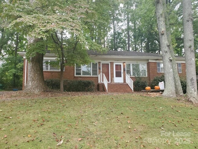 Building Photo - 3818 Winfield Dr Rental