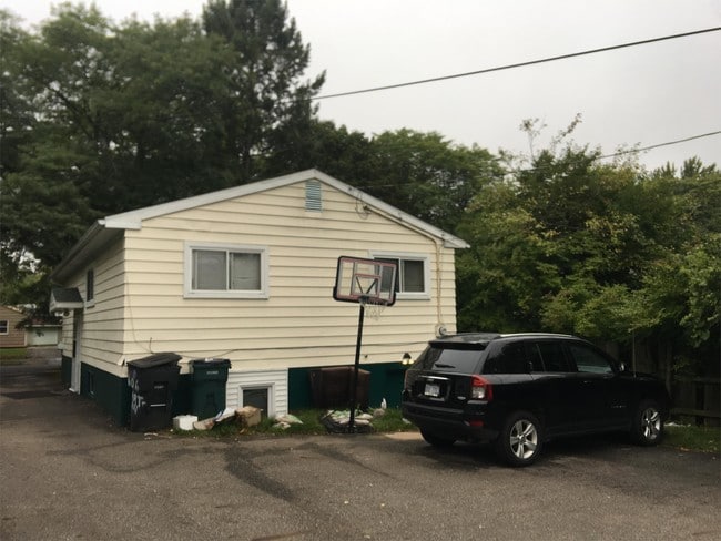 Photo - 606 Spartan Ave